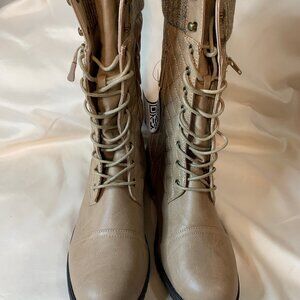 Women's Daily Shoes Biege Lace Up Boots Size 11 M